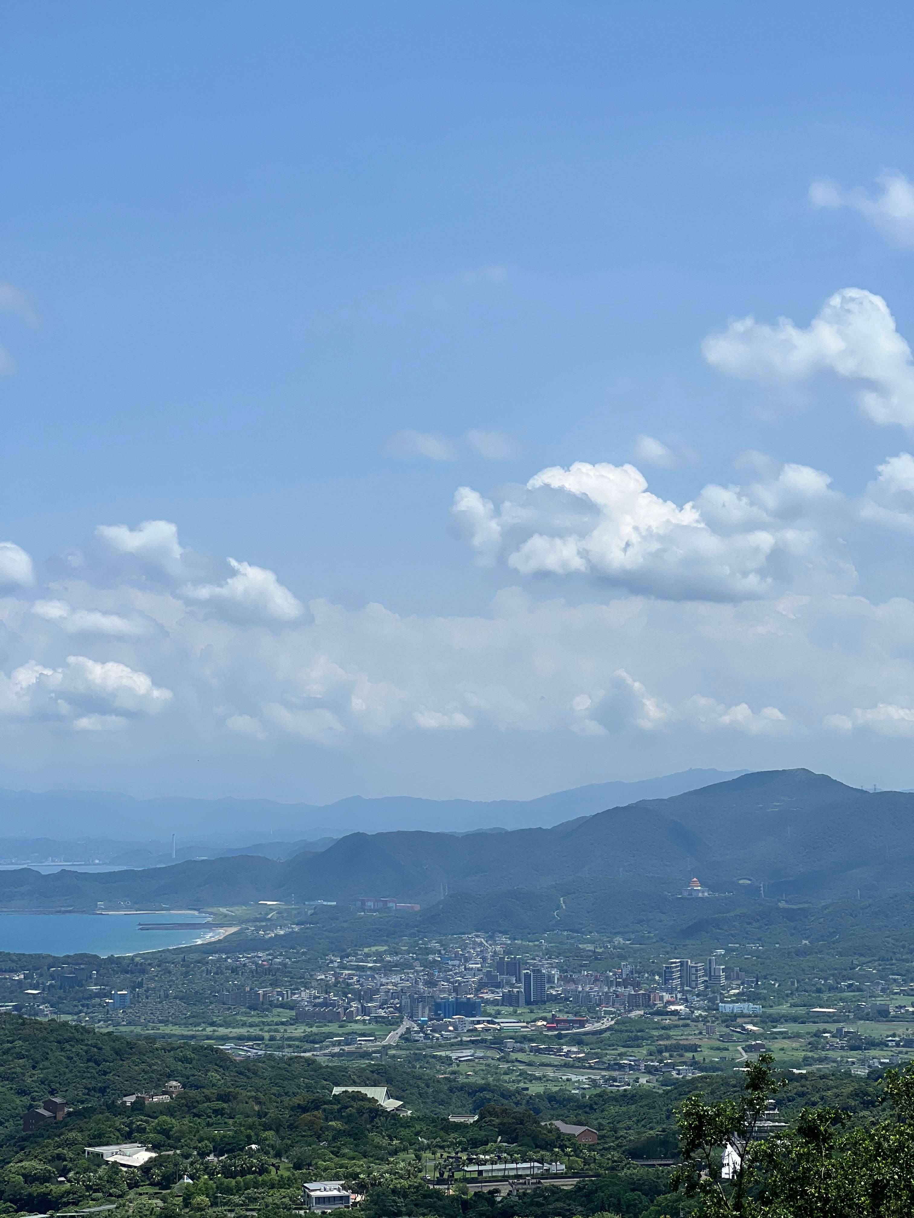 This is a duplicate picture of the scenery from the mountains in Taiwan.