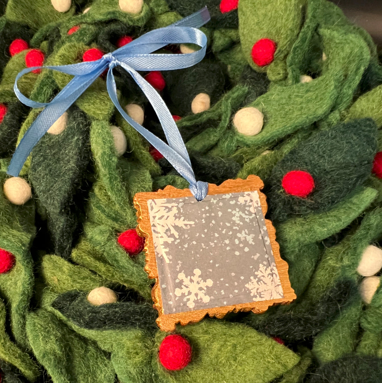 Snowflake Fine Line Ornament