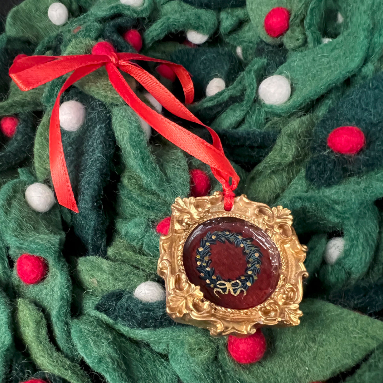 Festive Wreath Red Ornament